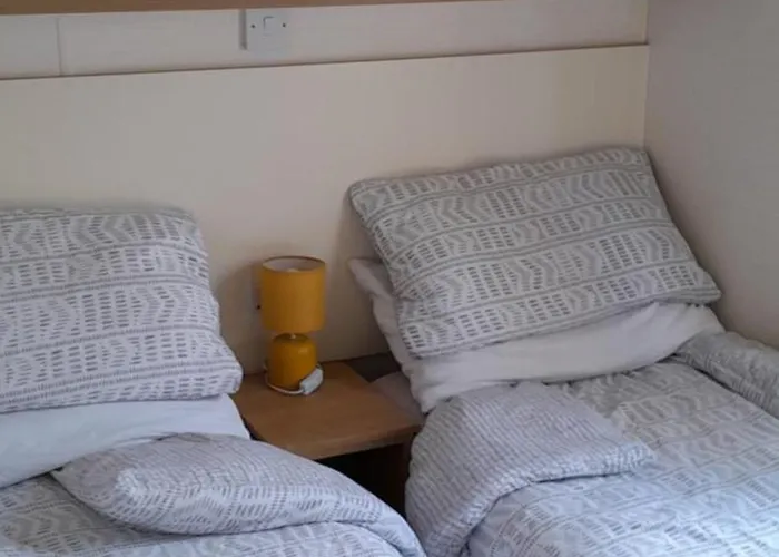 Arual Caravan Manor House Park. Allonby, Cumbria 公寓